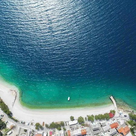 Stone House Bratus - Steps From The Baška Voda
