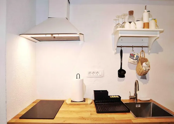 Stone House Bratus - Steps From The Apartman Baška Voda